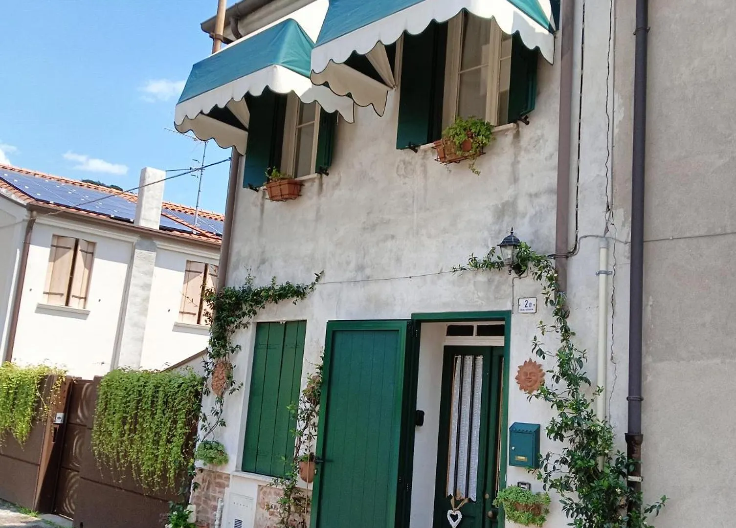 Piccola Casa Shabby 500M Castello Di Este contacts